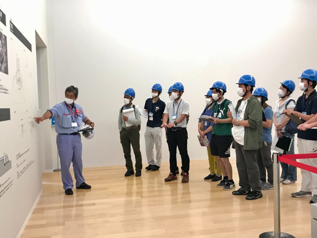 つなカン  八ッ場ダム見学ツアーガイド養成講座 １日目が行われました